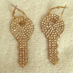Key 🔑 Earrings